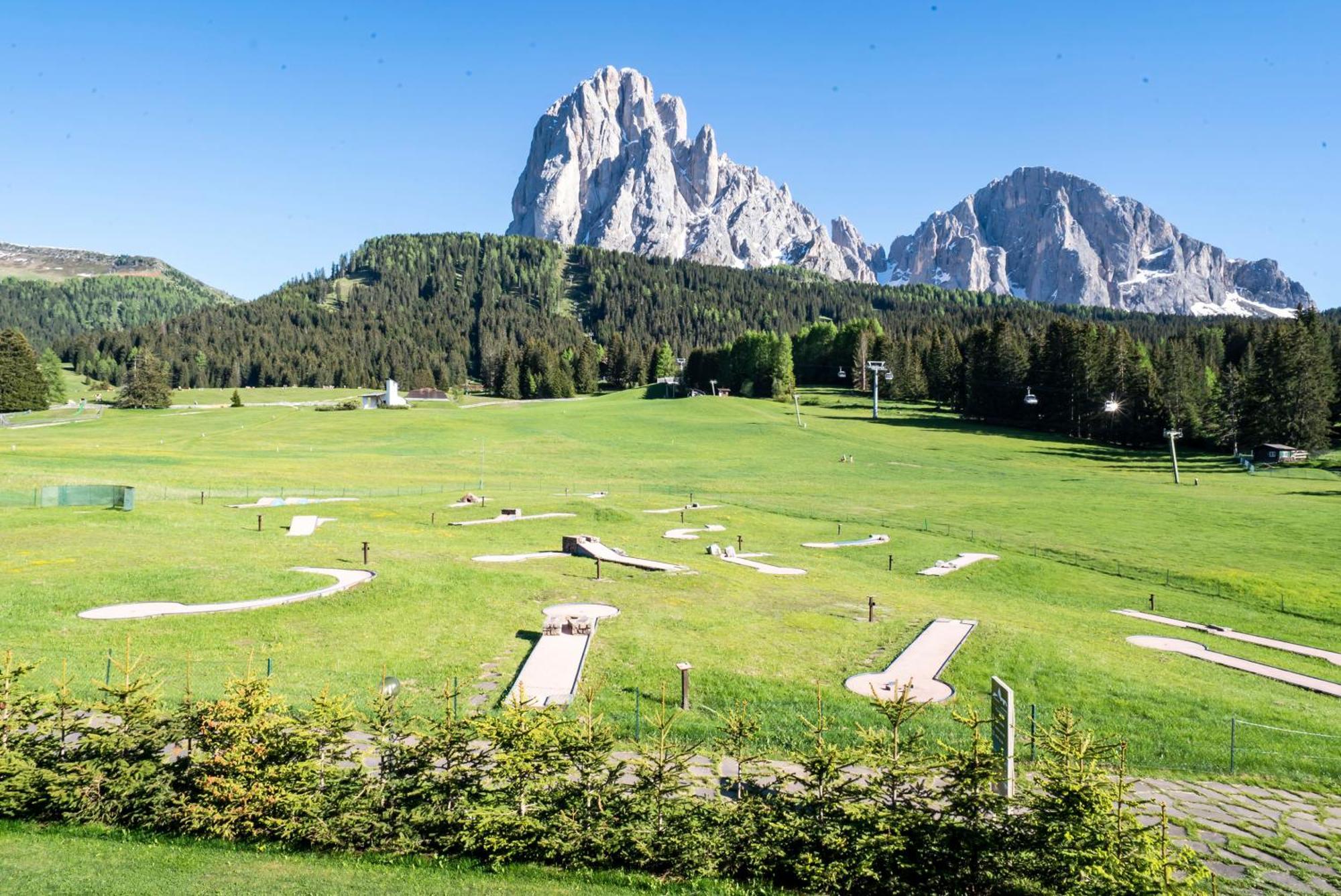 Villa Pana Santa Cristina Val Gardena ภายนอก รูปภาพ